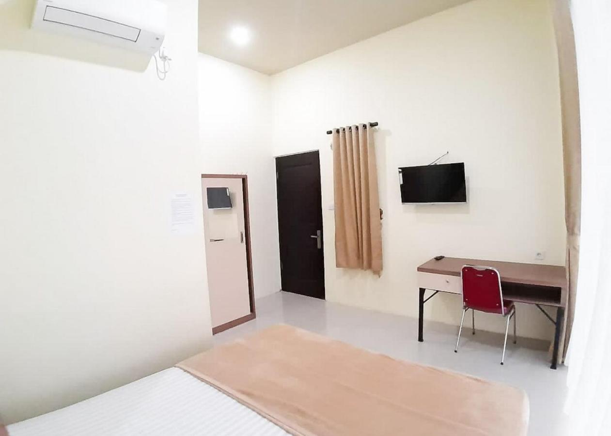 Reddoorz Syariah Near Transmart Jambi 2 Hotel Palmerah Exterior photo