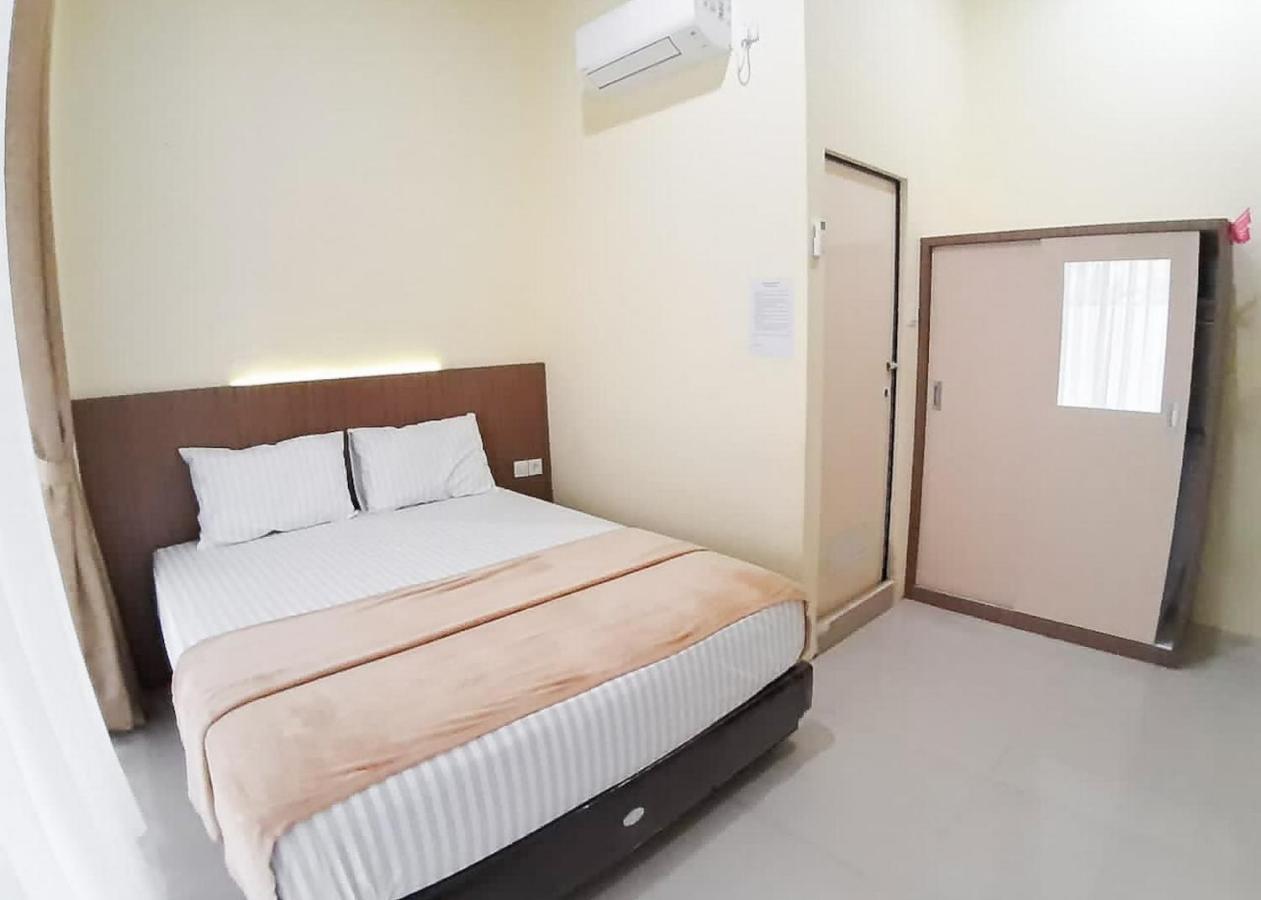 Reddoorz Syariah Near Transmart Jambi 2 Hotel Palmerah Exterior photo